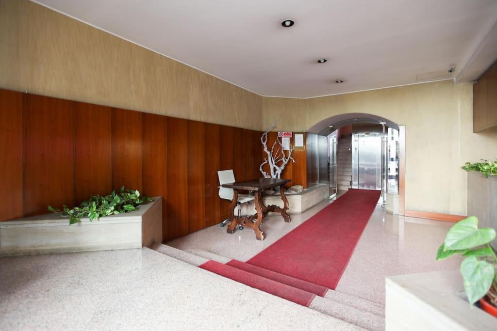 Hacca Collection - Brera & Fashion District - Bright 2Br Apt Milano Eksteriør billede